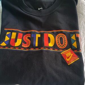 Nike Black 'Just Do It' Graphic T-Shirt